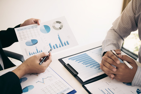 戰(zhàn)略預(yù)算：將預(yù)算與戰(zhàn)略目標(biāo)相結(jié)合，推動企業(yè)發(fā)展