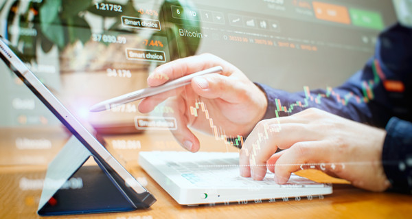 企業(yè)應(yīng)該如何調(diào)整和優(yōu)化年度經(jīng)營計劃？