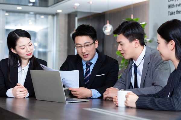 如何加強集團內(nèi)部信息溝通促進(jìn)團隊協(xié)作？