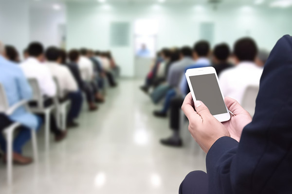 滾動(dòng)預(yù)算咨詢：協(xié)助企業(yè)實(shí)施滾動(dòng)預(yù)算，持續(xù)優(yōu)化預(yù)算