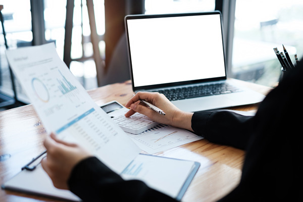 預(yù)算調(diào)整：根據(jù)實(shí)際情況，靈活調(diào)整預(yù)算