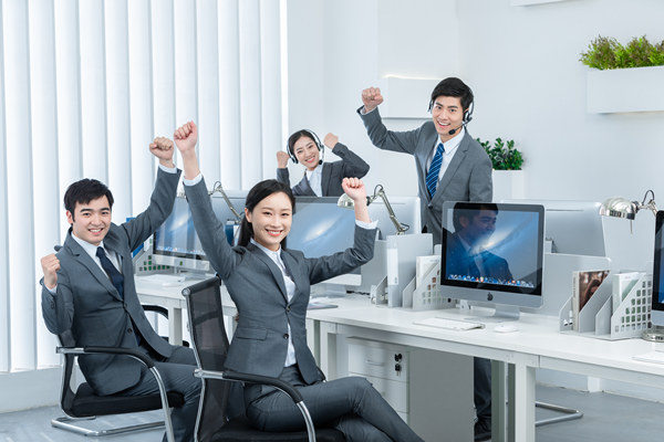 年度客戶滿意度提升計劃：用戶至上，服務(wù)領(lǐng)先