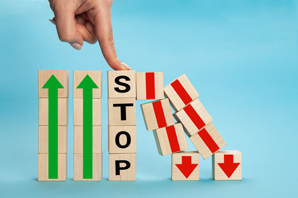 智能決策：利用數(shù)據(jù)驅(qū)動策略，提升企業(yè)管理效能