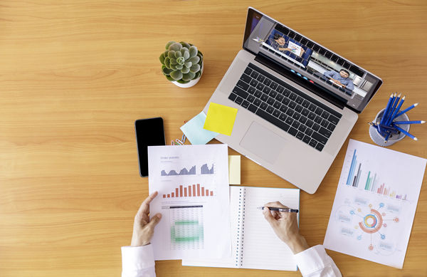 多元化團隊的績效管理：適應(yīng)多元化環(huán)境，促進團隊和諧