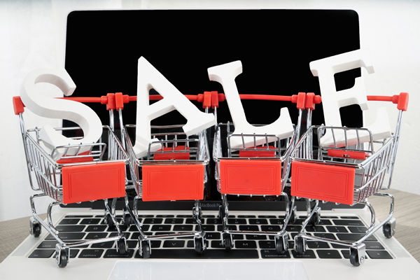 品牌戰(zhàn)略規(guī)劃：制定長期發(fā)展規(guī)劃，確保品牌穩(wěn)健發(fā)展