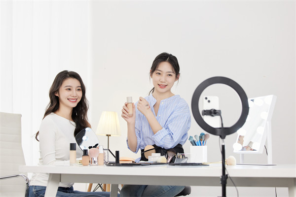 品牌數(shù)字化：借助數(shù)字技術(shù)，創(chuàng)新品牌營銷模式