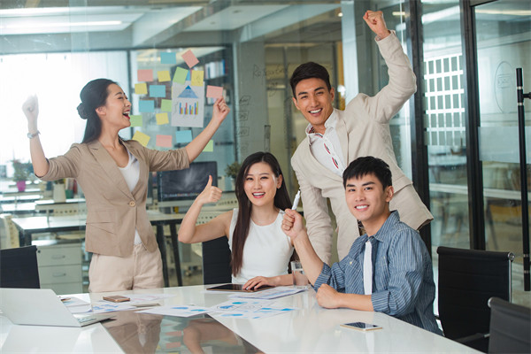 創(chuàng)新驅(qū)動的績效管理：鼓勵創(chuàng)新，推動業(yè)務(wù)發(fā)展