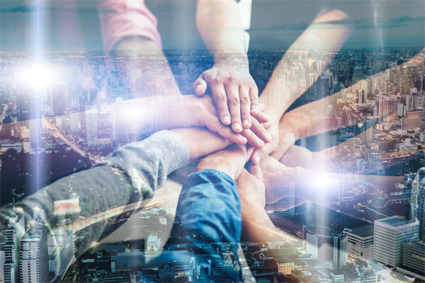 精準集團管控，提升企業(yè)核心競爭力，引領(lǐng)行業(yè)變革