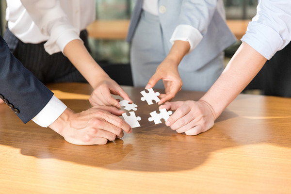 企業(yè)管理精細(xì)化運(yùn)營(yíng)，提升競(jìng)爭(zhēng)力，實(shí)現(xiàn)行業(yè)領(lǐng)先