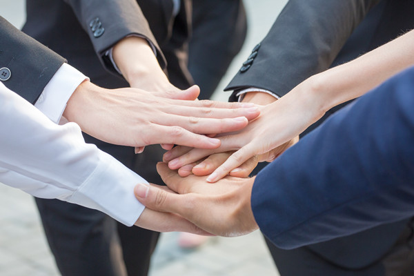 績(jī)效考核結(jié)果與薪酬強(qiáng)掛鉤，激發(fā)員工的潛力！