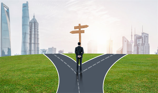 如果一家企業(yè)沒有明確的經(jīng)營戰(zhàn)略，會(huì)有什么樣的風(fēng)險(xiǎn)？