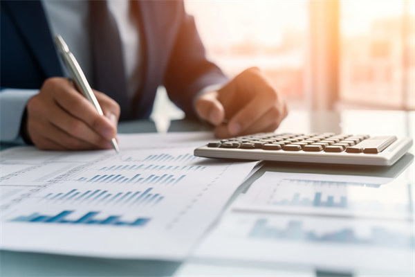 企業(yè)如何通過上年度的結(jié)果，修正下年度的經(jīng)營計劃？