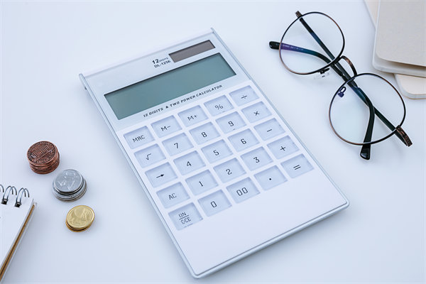 根據(jù)薪酬的構成來確定不同競爭性薪酬政策怎么制定？