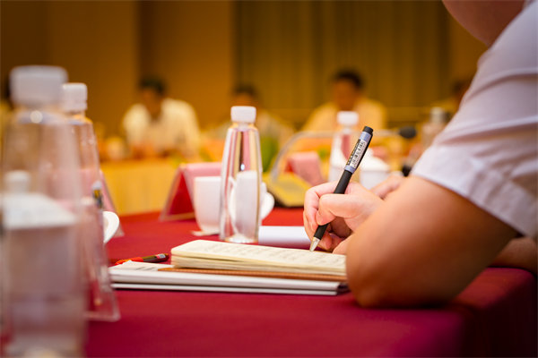 如何科學(xué)制定年度經(jīng)營計(jì)劃以應(yīng)對(duì)市場(chǎng)不確定性？