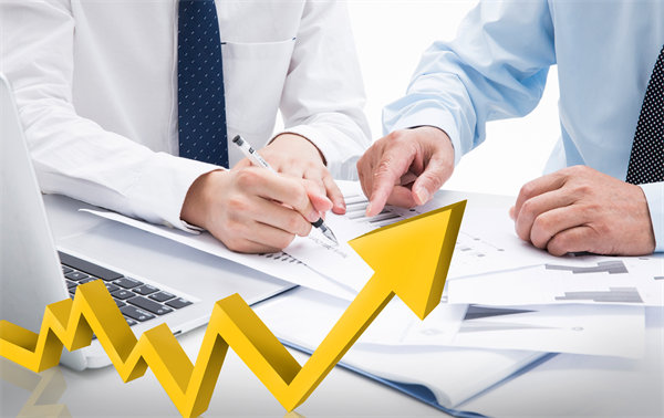 面對團(tuán)隊多樣性，如何制定個性化的績效提升計劃？