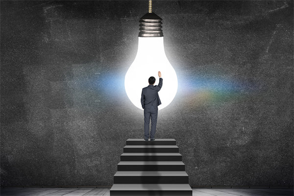 創(chuàng)新管理在推動企業(yè)持續(xù)發(fā)展中的角色與實踐？