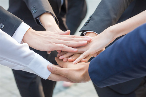 如何平衡員工工作與生活的界限，增強(qiáng)工作滿意度？