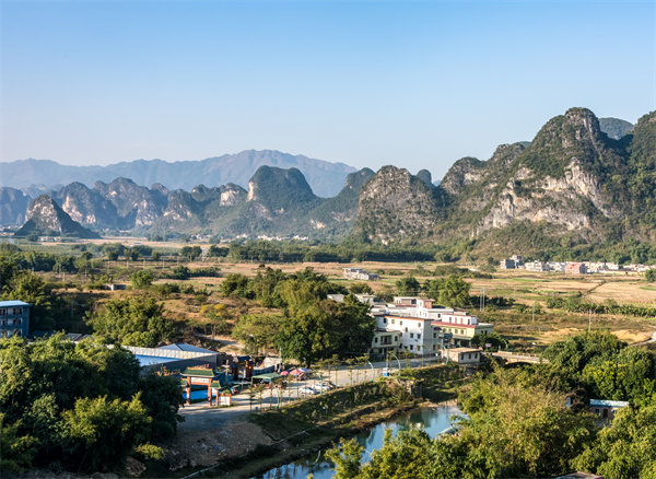 清遠(yuǎn)集團(tuán)管控咨詢公司如何強(qiáng)化集團(tuán)集權(quán)與分權(quán)？