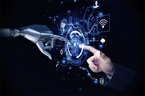 戰(zhàn)略管理與業(yè)務融合，推動企業(yè)轉型升級與創(chuàng)新發(fā)展