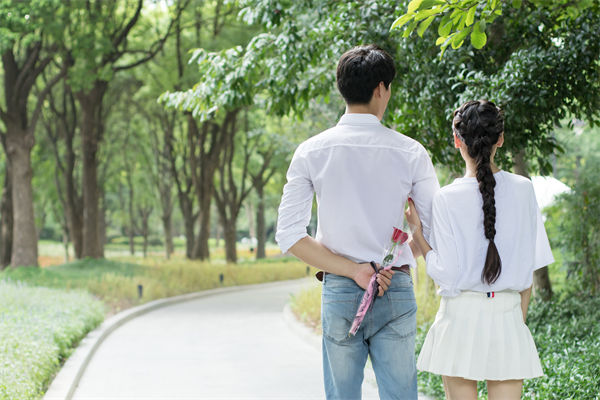 廣東一公司發(fā)錢鼓勵員工談戀愛，品牌營銷怎么看？