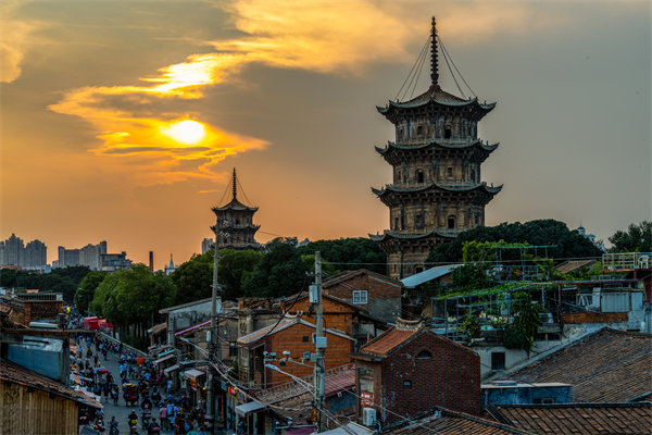 泉州集團(tuán)管控咨詢公司如何強(qiáng)化集團(tuán)集權(quán)與分權(quán)？