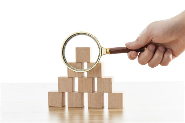 如何根據(jù)市場趨勢及企業(yè)需求科學(xué)設(shè)計薪酬咨詢方案？