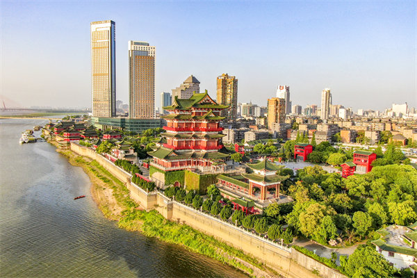 企業(yè)如何借助南昌薪酬咨詢公司優(yōu)化薪酬結(jié)構(gòu)以激勵員工？