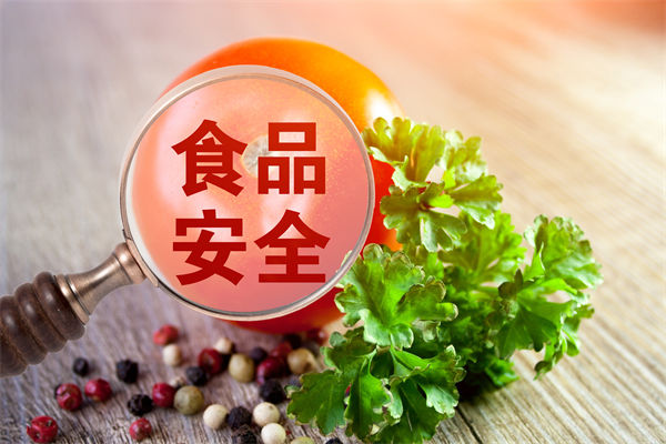 老板直播吃自家黃燜雞：想證明清白，品牌營(yíng)銷(xiāo)怎么看？