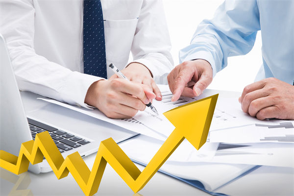 員工培訓(xùn)無效、成長慢，人力資源管理怎樣定制高效方案？