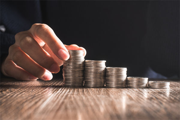 薪酬績(jī)效分析：多家大行下調(diào)存款利率，1年期下破1%