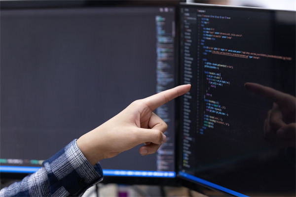 數(shù)據(jù)泛濫成災(zāi)難利用？企業(yè)數(shù)字化轉(zhuǎn)型如何打通任督二脈？