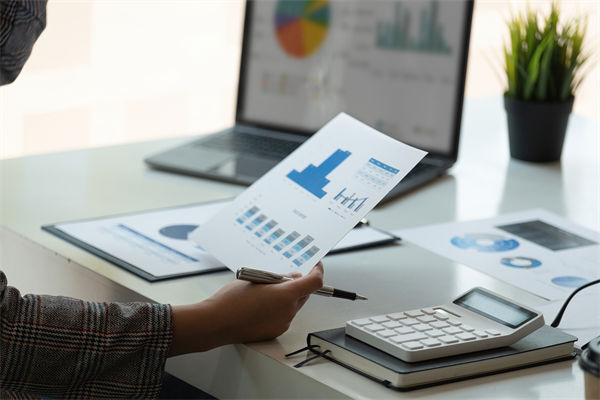 執(zhí)行與預(yù)算嚴(yán)重脫節(jié)，企業(yè)如何構(gòu)建動(dòng)態(tài)監(jiān)控與調(diào)整機(jī)制？