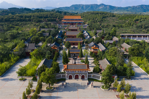 企業(yè)計(jì)劃年年空轉(zhuǎn)？煙臺年度經(jīng)營咨詢?nèi)绾巫屇繕?biāo)從模糊變可落地？