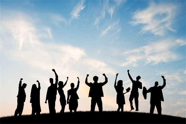 目標(biāo)年年改，是環(huán)境變太快還是規(guī)劃沒抓底層邏輯？