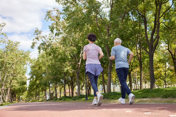 中國(guó)人均預(yù)期壽命79歲，對(duì)企業(yè)文件有何啟示？