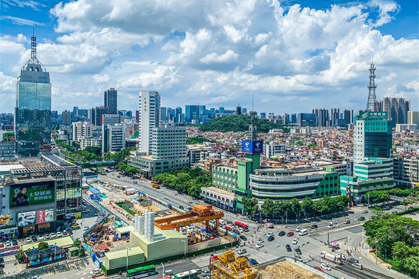 佛山管理咨詢公司深度助力，企業(yè)如何加速突破成長(zhǎng)天花板？