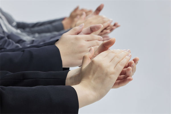 企業(yè)文化管理為何總走樣？這些隱性斷層您察覺了嗎？