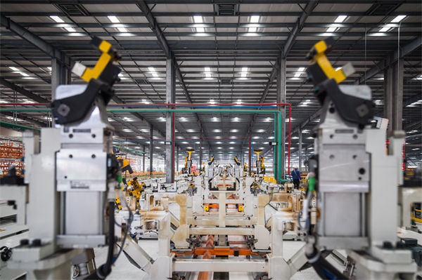 上海無(wú)人駕駛出租車正式運(yùn)營(yíng)，精益生產(chǎn)有何啟示？