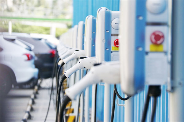 每5輛電動(dòng)汽車(chē)就有2個(gè)充電樁，精益生產(chǎn)管理怎么看？