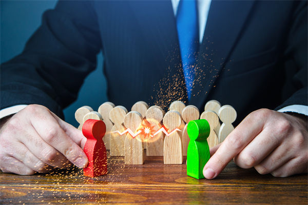 各部門搶預(yù)算藏私心，內(nèi)耗大于效益，如何整頓呢？