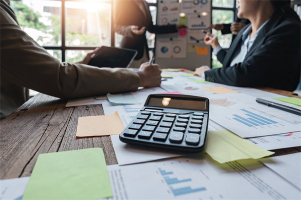 哪個績效管理咨詢公司最落地，能讓考核真正執(zhí)行下去？