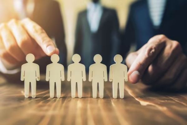 有實(shí)力的人力資源管理咨詢公司排名，哪家更適合中小民企落地？